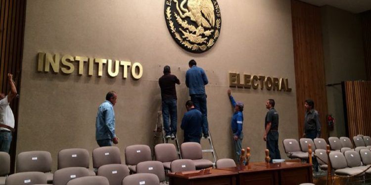 REFORMA ELECTORAL DESCAFEINADA Y A CONTRARRELOJ