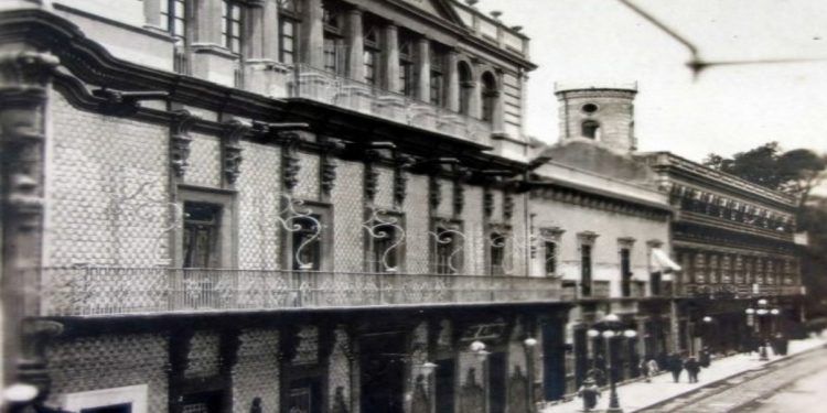 IN MEMORIAM / EL ORGULLO DEL SEÑOR ARRONTE