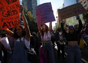 Marchan en varios estados del país para exigir alto a la violencia contra las mujeres