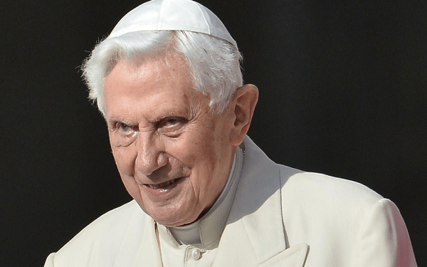 Muere el papa emérito Benedicto XVI a los 95 años