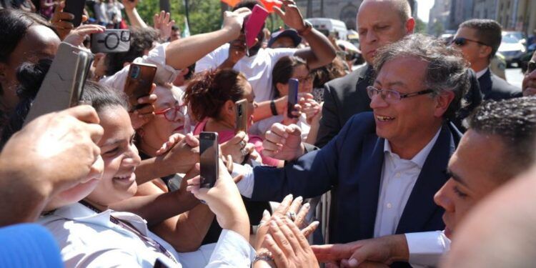 Pide presidente de Colombia atender a víctimas de violación por militares de EU en Amazonia