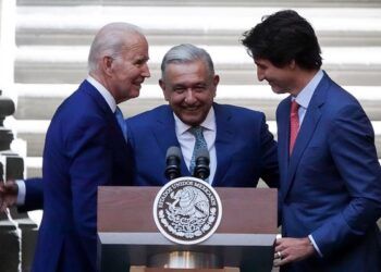 Joe Biden, Andrés Manuel López Obrador y Justin Trudeau tras la conferencia de prensa tras la celebración de la décima Cumbre de Líderes de América del Norte.