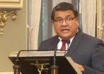 Hay gobernabilidad en Puebla, aseguró Julio Huerta ante el Congreso del Estado