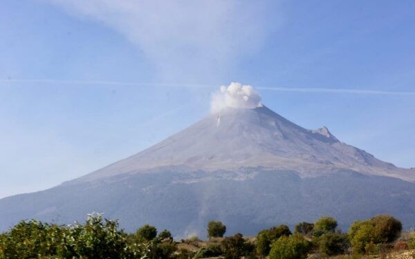 Gobierno de Puebla supervisa  rutas de evacuación del volcán Popocatépetl