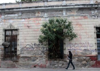 Hay 55 inmuebles en el Centro Histórico en riesgo de colapso