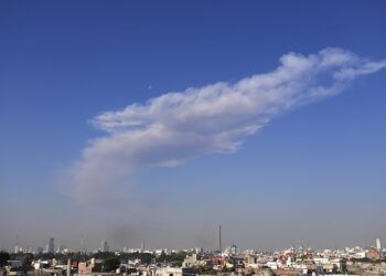 volcan-popocatepetl-fumarola-554273