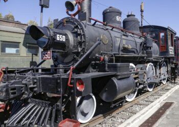 Hace 150 años, primer viaje en locomotora en México