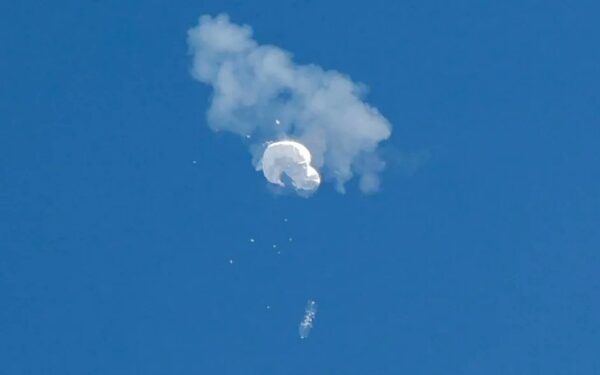 EU descarta actividad extraterrestre tras derribo de objetos voladores