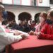 Escucha el gobernador peticiones ciudadanas