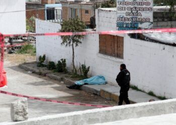 Abandonan dos cuerpos sin vida en San Martín Texmelucan