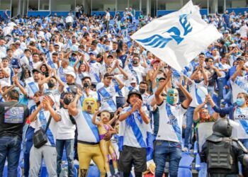 Gilberto Guzmán y su Porra Familiar, amor incondicional