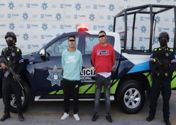 Dos asaltantes de cuentahabientes son detenidos en Puebla