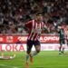 Desplumada al América; las Chivas, ilusionan