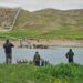 Desaparecen cinco militares peruanos arrastrados por un río al huir de manifestantes