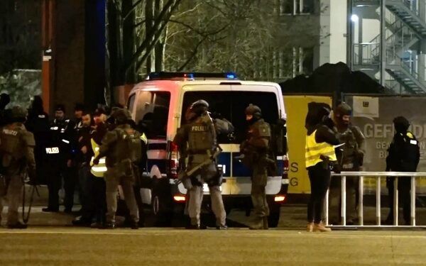 Al menos seis muertos en un tiroteo en una iglesia en Hamburgo