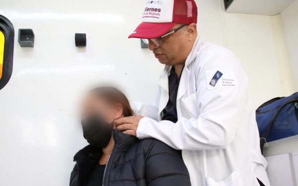 840 poblanas beneficiadas con consultas oncológicas en San Baltazar Tetela