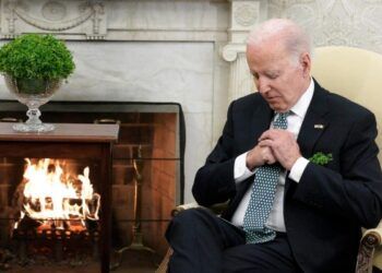 Biden pide al Congreso de EU endurecer las sanciones contra los ejecutivos bancarios