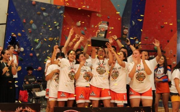 Consigue Halcones femenil el nacional de basquetbol