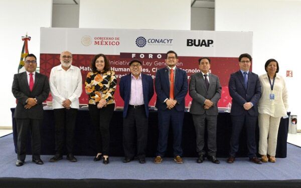 Realizan foro sobre iniciativa de Ley en Humanidades, Ciencias, Tecnologías e Innovación