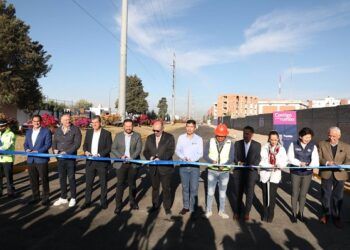 Amplían vialidad ayuntamiento e IP en Bosques de San Sebastián