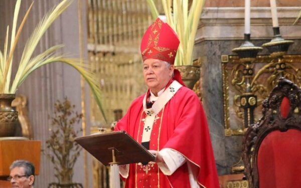 No criminalizar a migrantes: Monseñor