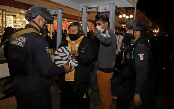 Serán 8 arcos de seguridad