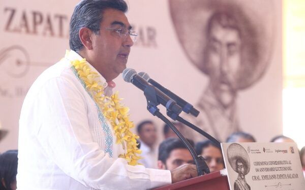 Gobernador preside ceremonia del 104 Aniversario Luctuoso de Emiliano Zapata