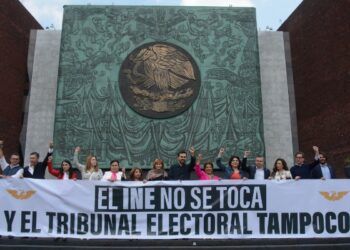 ‘El INE no se toca y el TEPJF tampoco’ claman diputados de MC