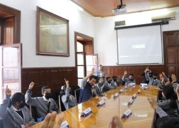 Estudiantes poblanos participan  en el programa ‘Hoy Soy Regidor’