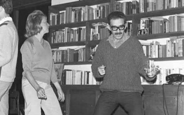 IN MEMORIAM / REUNIONES LITERARIAS