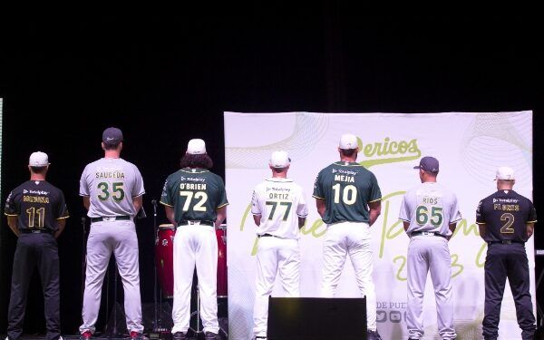 Presenta Pericos de Puebla su nuevo plumaje