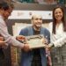 Edgar Vivar recibe homenaje en Atlixco por sus 50 años como primer actor