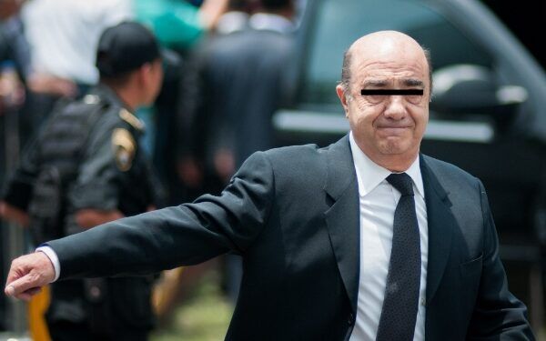 Murillo Karam es vinculado a proceso por tortura en caso Ayotzinapa