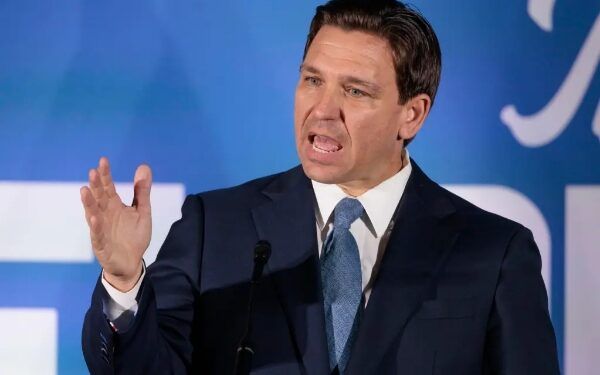 Disney demanda al gobernador de Florida por una supuesta ‘campaña orquestada’