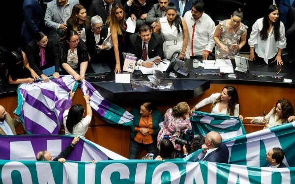 Suspenden sesión en Senado; nombramiento de comisionado de INAI desata conflicto