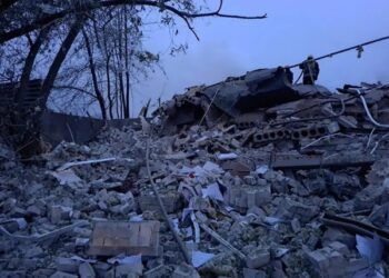 Ascienden a 25 los muertos por ataques rusos con misiles contra varias ciudades de Ucrania