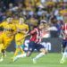 Tigres y Chivas empatan en el Volcán; el campeón se definirá en el Akron