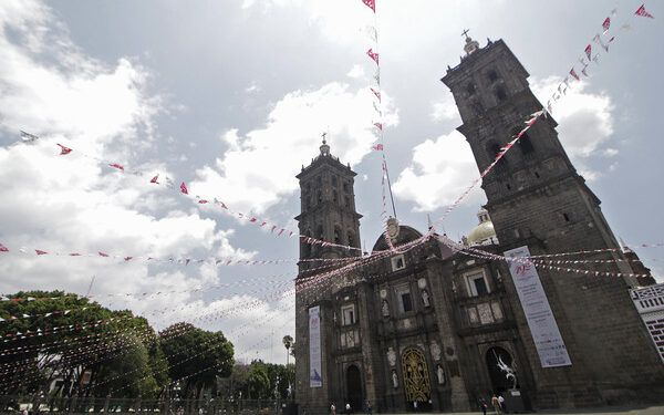 Arquidiócesis de Puebla habilitará albergues en caso de contingencia volcánica