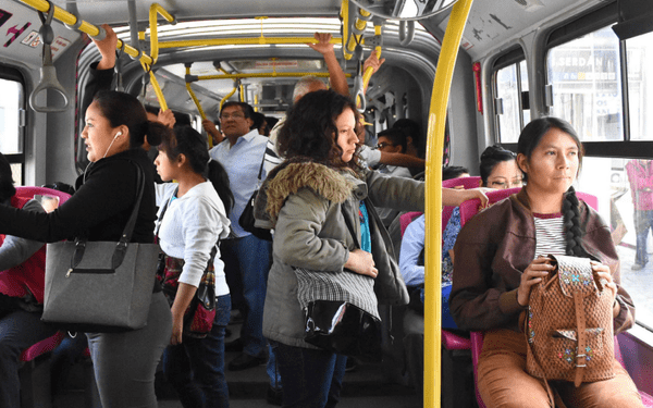 De 10 usuarias de transporte público, 8 se sienten inseguras