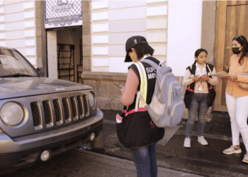 Agreden a supervisores de parquímetros
