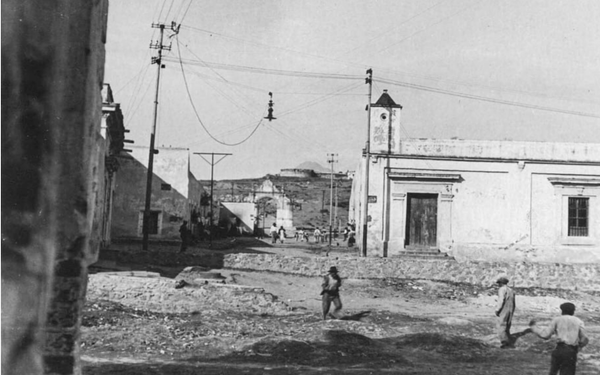 IN MEMORIAM / PAISAJE DE LOS AÑOS 40