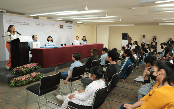 SEDIF Puebla beneficia a hijas e hijos de elementos de la SSP