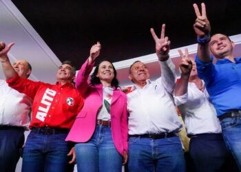 Y el PRI, repartiendo culpas…