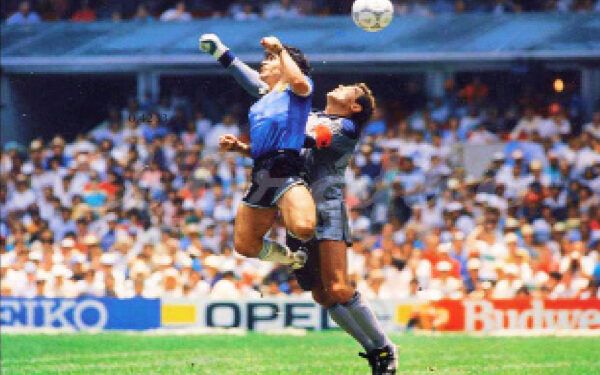 Maradona va