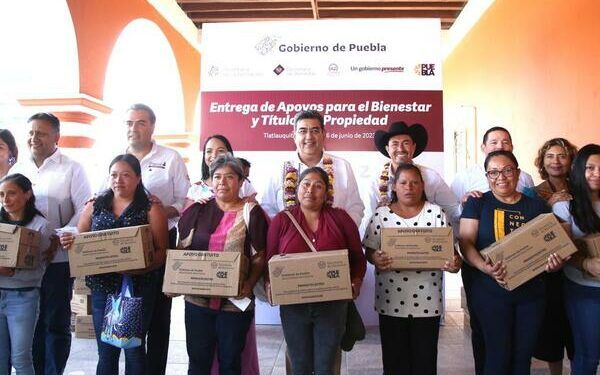 Gobierno de Puebla respalda labor de docentes