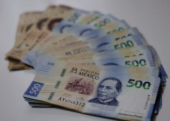 Cuando debemos pensar, sentimos; y cuando debemos sentir, pensamos