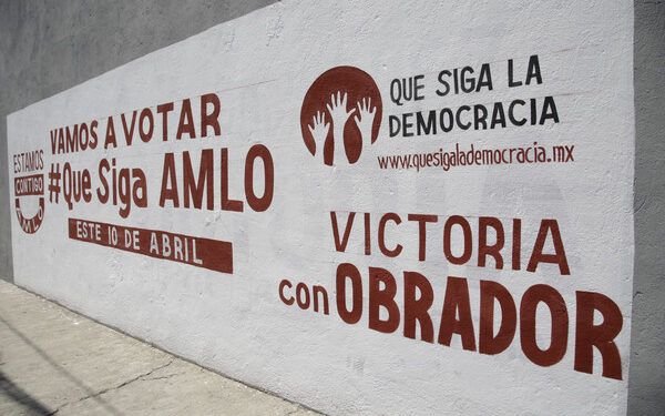 Dinero tirado, pintar bardas