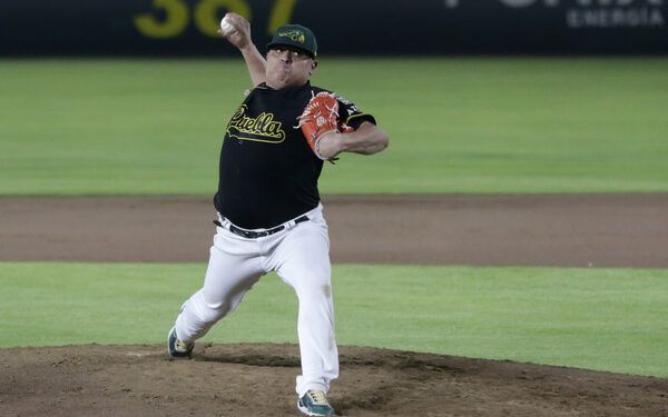 Dolis deja ir triunfo ante los Bravos
