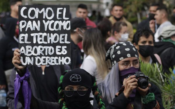 Exigen aborto seguro