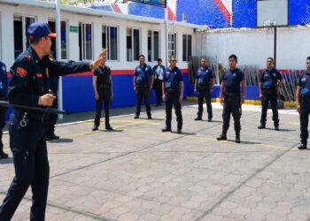 Capacitación a policías auxiliares de Puebla en seguridad bancaria y traslado de valores